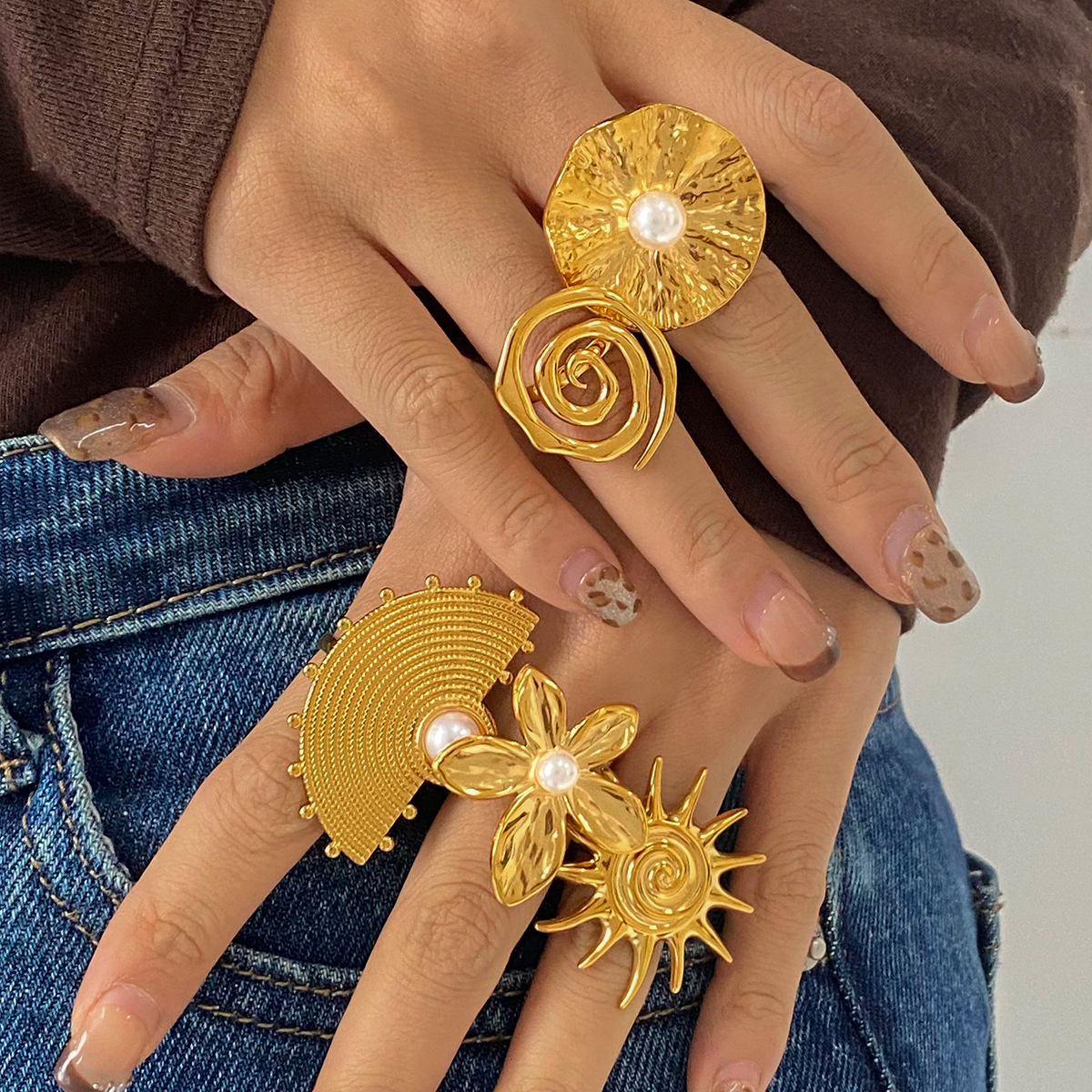 万兴欧美不锈钢18K金夸张花朵戒指手指环设计感钛钢戒指跨境饰品