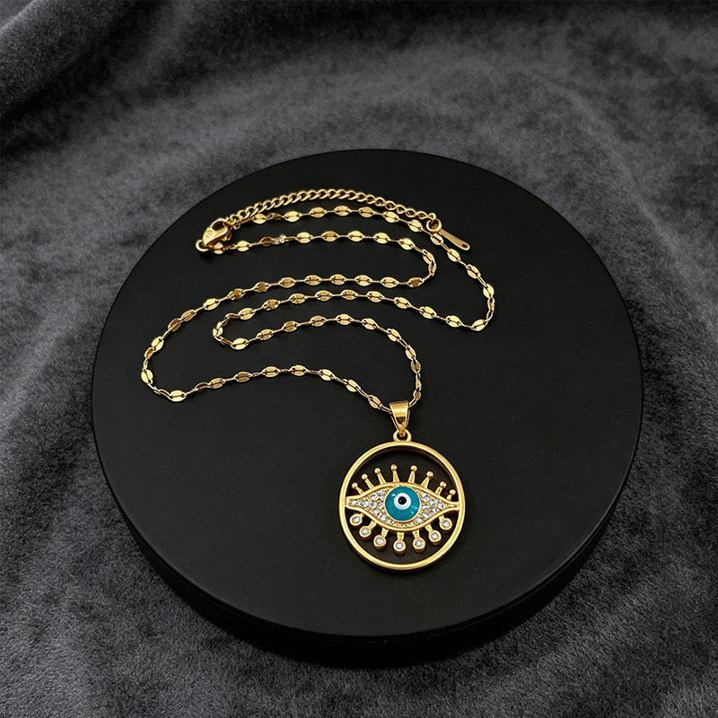 [Titanium Steel] Light Luxury Moon-Shaped Necklace with Micro-Inlaid Diamonds, Trendy and Sparkling, for Women, Ins-Style Simple Pendant