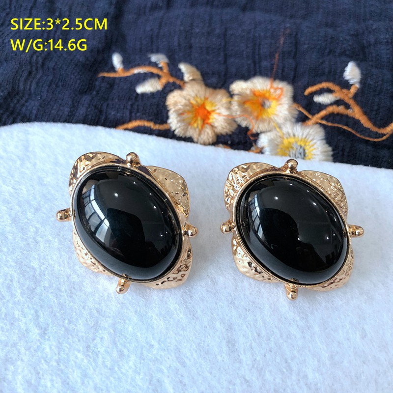 26g Weight No Inlaid Inlay Material Earrings, Ear Studs Classification Wedding, Travel Occasion Printing Pattern Women'S Gender Plating Design Fashion Style Grey, Red, Blue, Silver, Black Color Modern Re-engraved Medieval Silver Needle Stud Earrings Colored Gemstones Gray Color Shell Earrings 17