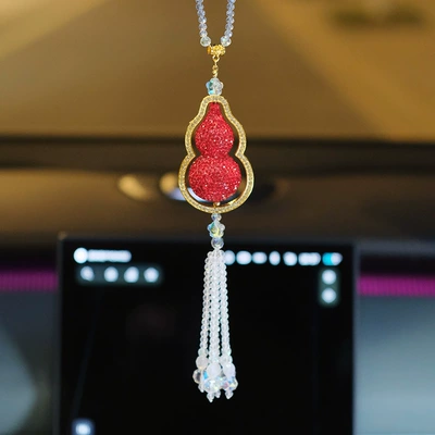 pendant light luxury style gourd: Car hanging - diamond-gourd-pendant-red-gift-box-no-specifications