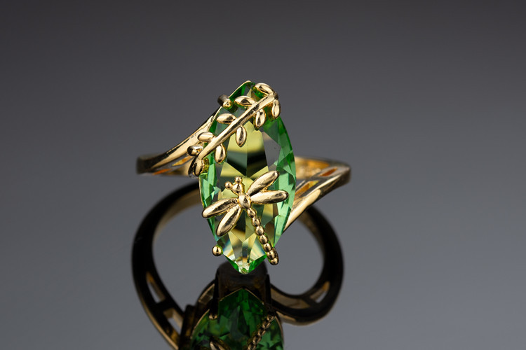 Nuevo Anillo De Esmeralda De Oliva Libélula Verde Transfronterizo Europeo Y Americano Joyería De Moda display picture 1