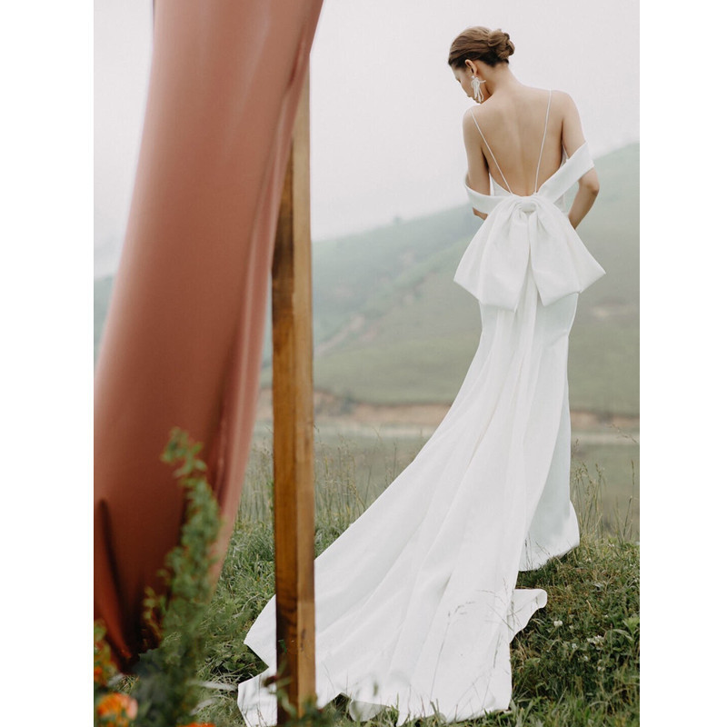 Light Wedding Dress Super Fairy French Mori Style Travel Photo Simple White Slimming Trailing Sexy Vintage Exterior Photo Dress