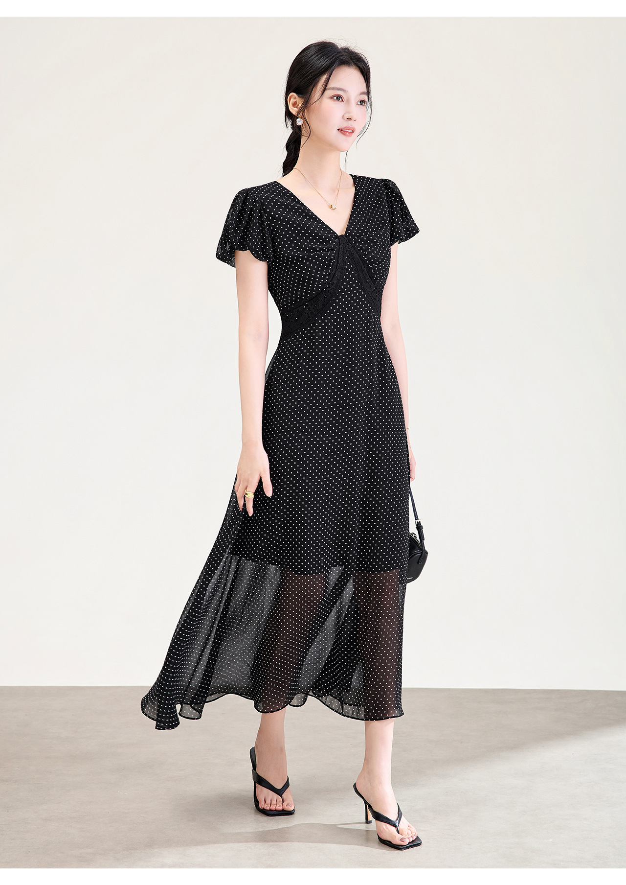 Đầm maxi nữ cổ V ren chấm bi phong cách Pháp thắt eo — màu đen chi tiết 19