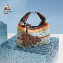 �����˰���Ů���¿�б���С���r�в�ɫ�����ݾ����μ��ͨ��Ů��