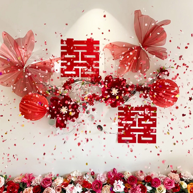 結婚式の部屋のレイアウト蝶クレープ紙の花女性の結婚式の新しい中国風のドレッシングガウン写真の背景の壁の装飾|undefined