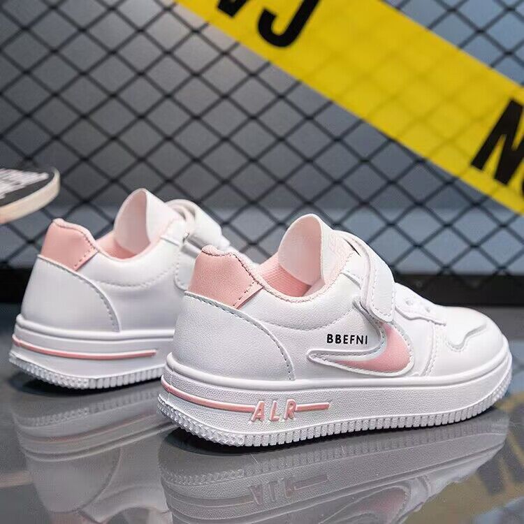 Pelle piccola bianca 2023 primavera nuove ragazze dei ragazzi Star Velcro edizione coreana scarpe da tavolo per bambini medie e grandi_voghion.com