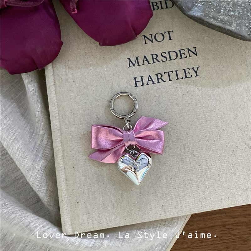 12g Weight Keychain Classification 1 Piece Quantity Holiday, Travel, Daily Occasion Metal Material Heart Shape Pattern Plating Design Elegant, Lady Style 1 Piece Elegant Lady Heart Shape Metal Plating Keychain 5