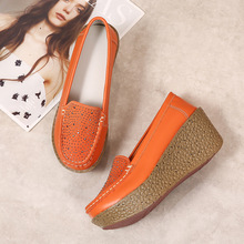 牛筋底豆豆鞋松糕鞋女士休闲平底女单鞋防滑中老年一脚蹬妈妈鞋