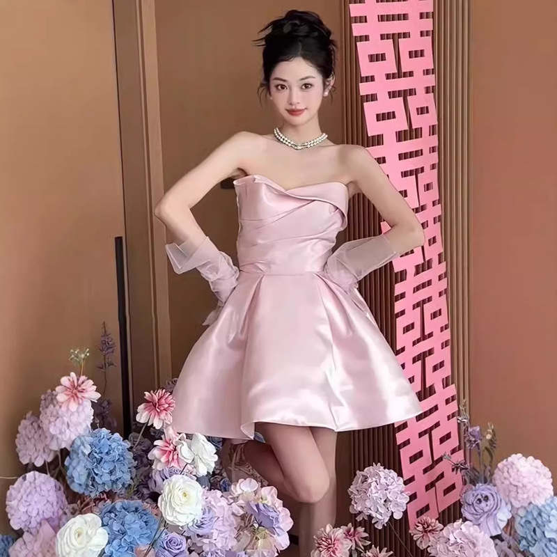 French-Style Coming-Of-Age Ceremony Toast Dress, Pink Strapless Sleeveless Short Dress, Bride's Engagement Wedding Morning Photo Shoot Dress, High-Waisted and Slimming