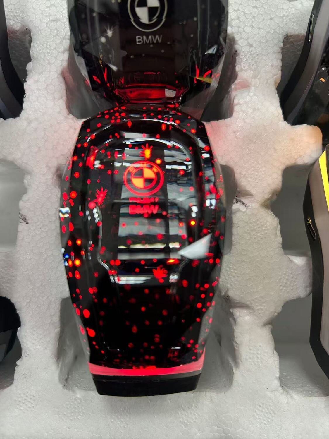 Colorful luminous gear shift knob modification suitable for Toyota Corolla and other models, crystal luminous gear shift modification
