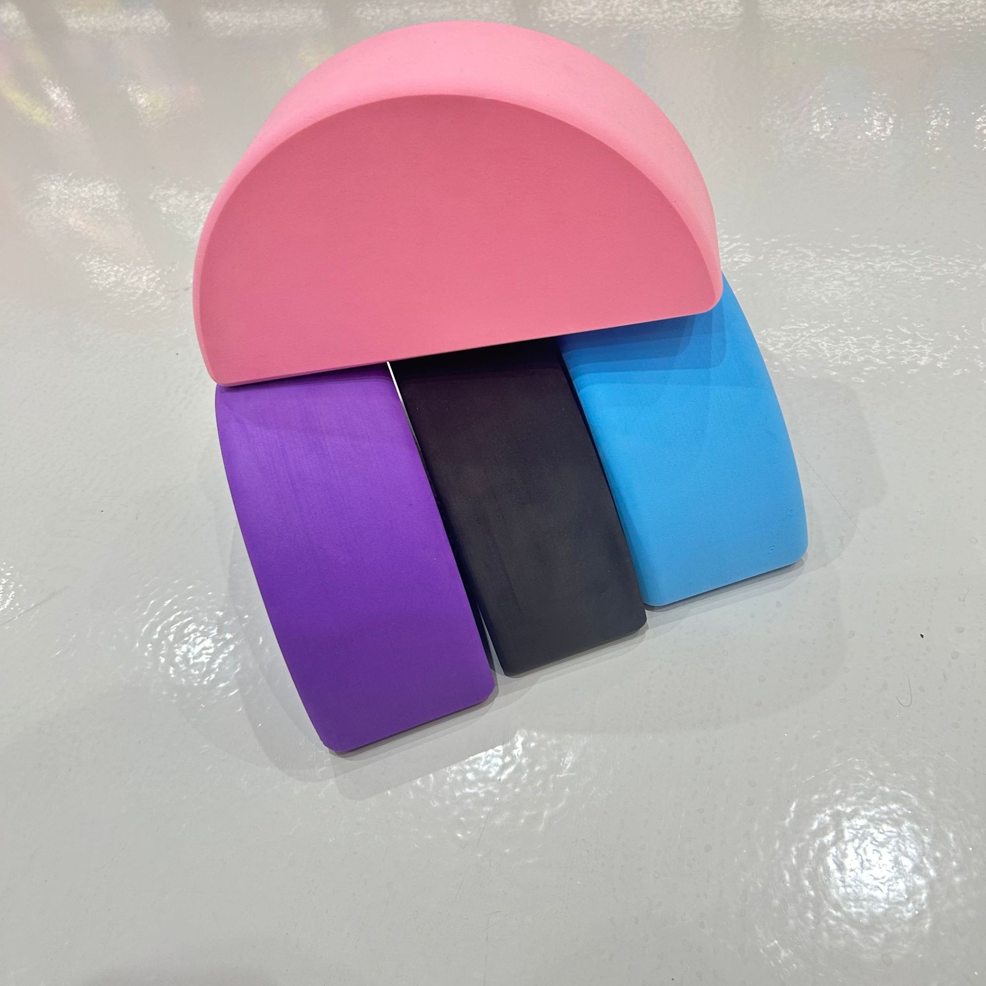 Curva Balance Moon Brick Sólido Núcleo de Mantener el Equilibrio Yoga Asistente Semicírculo Entrenamiento antideslizante Paddle