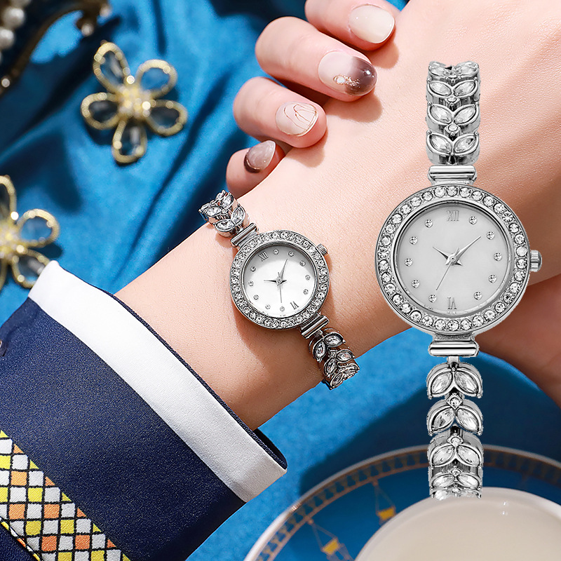 Bendian Reloj de mujer Reloj de pulsera de sirena Reloj de nicho estrellado diamante completo cola de pez Comercio exterior reloj de mujer de cuarzo