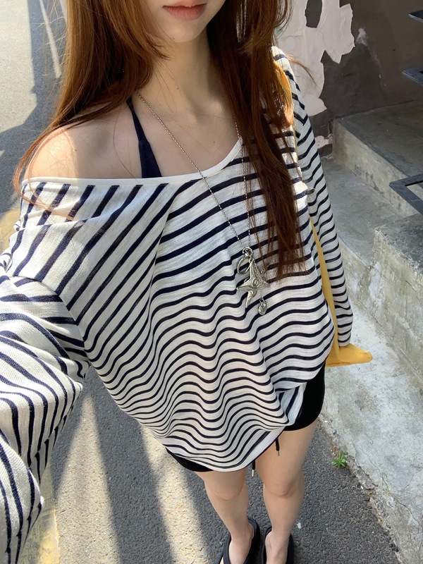 テンセルスノーフレーク日焼け止めブラウス女性の夏のootdウェア2025新しい長袖tルーズストライプ斜めショルダートップ|undefined