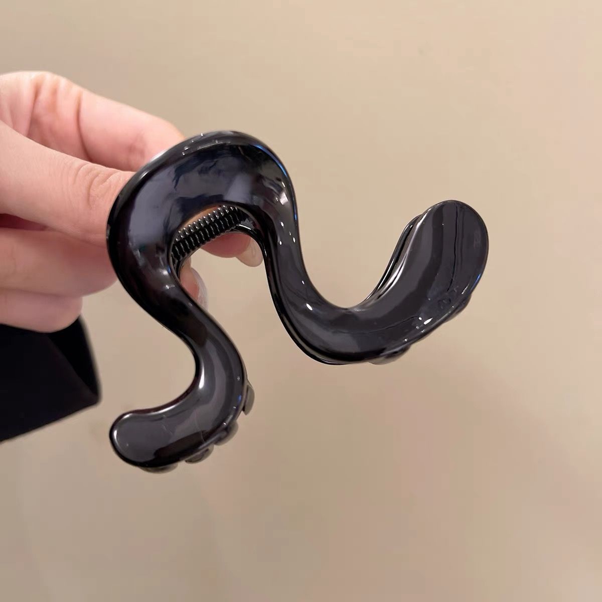 4#Negro brillante 7,8 cm.