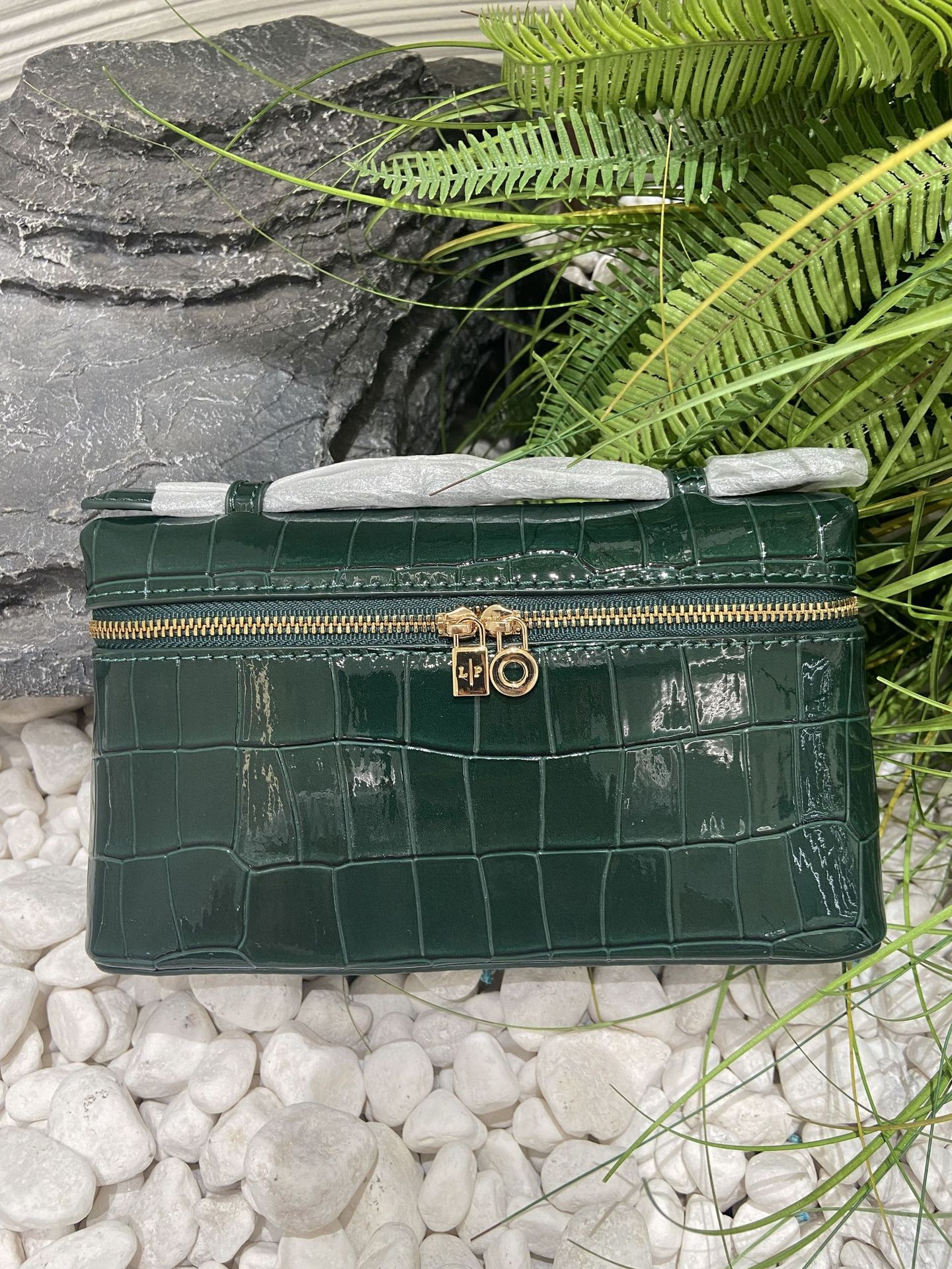 LP19gigi 同型化粧品袋 クロコダイル柄 ボックスバッグ 本革 ランチボックスバッグ ショルダー クロスボディ ポータブル 小さめ スクエアバッグ