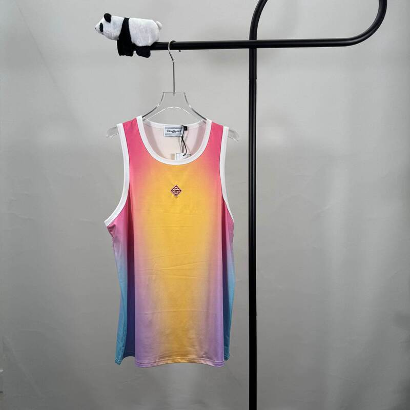 Casa Vest for Men and Women with Gradient Dyeing Design, Loose Fit, High Elasticity, Round Neck, Sleeveless Top, Cross-Border European and American Style