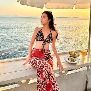 Risxg Leopard Print 2025 New Island Vacation European and American Sexy Sexy Leopard Print Bikini Three-Piece Swimsuit for Women
