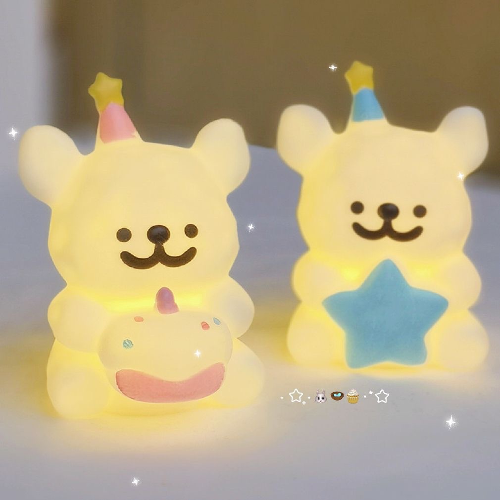 Sanrio dibujos animados linda luz nocturna Yugui perro regalo de cumpleaños al por mayor mercado nocturno estilo caliente puesto juguetes luminosos