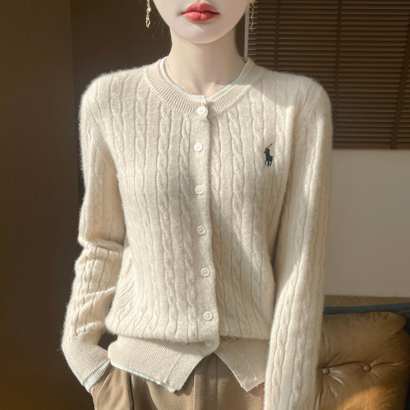 Autumn and Winter New Fake Two-piece Cardigan Women's Twists Knitted Coat Without Horse Embroidered Sweater Round Neck Loose Base Top