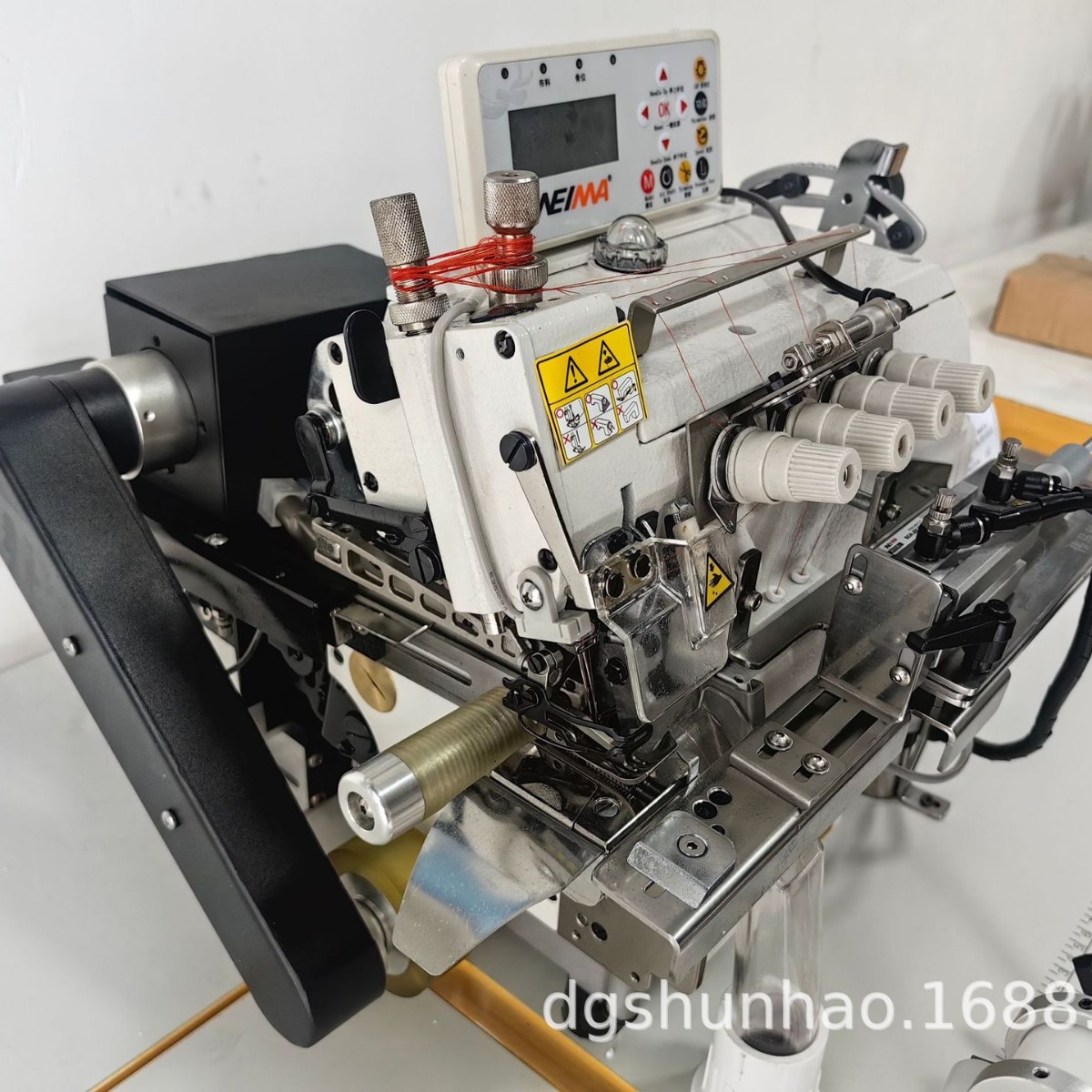 Venta al por mayor máquina automática de cuello redondo máquina de coser Jack multi-funcional industrial hogar máquina de coser eléctrica