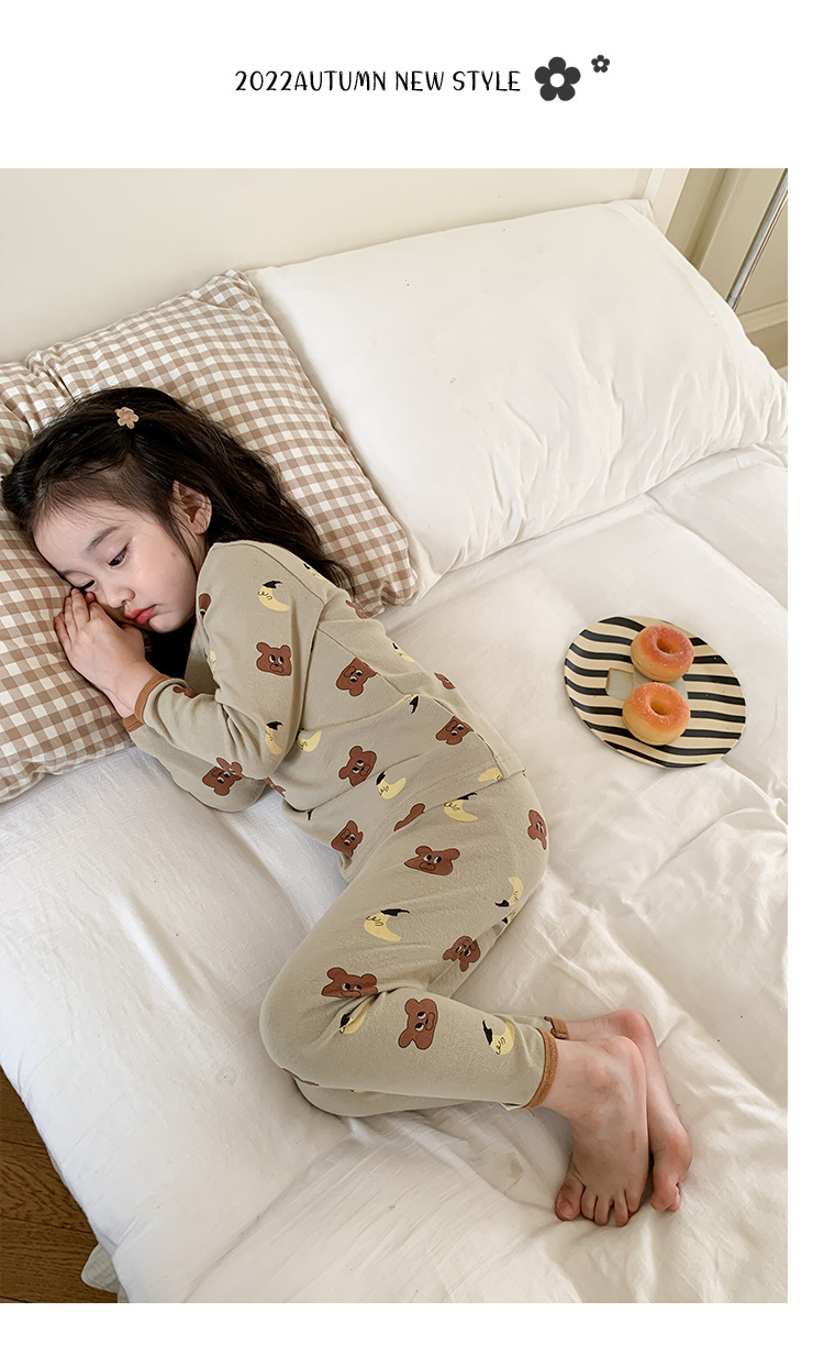 +Y046家Họa tiết: Động vật/Hoạt hình/Avatar/Hoa/Nguồn hoa Danh mục: Màu sắc tại chỗ: Gấu màu/Anh đào Hàn Quốc/Hoa chấm sóng Midi/Gấu trăng màu be/Ô tô xanh/Thỏ hồng/Chấm be/Đầu gấu kẻ sọc/Khủng long xanh/Tiểu Mã Qiqi/Sư tử xanh vàng/Gấu mặt trăng xanh xám/Anh đào lưới màu be/Gấu hoa màu vàng/Hoa nhỏ màu xanh/Trái cây nhỏ màu hồng/Tulip tím/Hoa xám Hàn Quốc/Khủng long đế màu vàng/Đầu gấu xám Hàn Quốc/đầu gấu vàng/nền hoa nhỏ /gấu hồng/nấm nhỏ xanh/thỏ hoa tím/thỏ hoa tím Danh mục sản phẩm: Quần áo mặc nhà trẻ em Còn hàng: Có Khoảng cách mũi may phẳng 12 ~ 14 mũi/3cm: Có Tiêu chuẩn lấy mẫu AQL: 1.0 Hàm lượng thành phần vải chính: 96.6 Thích hợp chiều cao: 80cm (có thể mở được)/90cm/100cm/110cm/120cm/130cm/140cm/150cm/150cm Đây có phải là nguồn cung cấp độc quyền xuất khẩu xuyên biên giới: Có Mức độ an toàn: Loại A Độ dày: Nơi xuất xứ chung: Thương hiệu Chiết Giang : Amo Beibei Mã hàng: Y046 Tên vải: 270g Len Laminate Độ tuổi phù hợp: Trẻ em (3~8 tuổi, 100~140cm) Thành phần vải chính: Cotton Nền tảng hạ nguồn chính: ebay/Amazon/ Wish/LINIO/SHEIN/AliExpress/ Trạm độc lập/LAZADA/shopee/shopee có thương hiệu riêng có thể được ủy quyền: Có Dành cho giới tính áp dụng: Trung tính/có cả nam và nữ Năm Mùa: Mùa thu 2022 Cắt tỉa: Tất cả cắt tỉa và làm sạch Chức năng: Ấm áp/thấm hút ẩm/thấm hút ẩm Vải Quy trình: Cắt Các yếu tố: bộ đồ/hoạt hình/dễ thương/in ấn/kết hợp màu sắc/công chúa/kiểu thủy triều/kiểu thủy triều Mùa phù hợp: ảnh đông/thu/thu Ảnh thật Ảnh chụp: ảnh thật với người mẫu Phong cách: phiên bản Hàn Quốc Khu vực bán hàng chính: Đông Nam Á/ Bắc Mỹ/Đông Bắc Á/Trung Đông/Châu Mỹ Latinh/Khác/Khác
</p>
				</div>
							
					</div>
	</div>




		</div>
					</div>

	

	<div id=