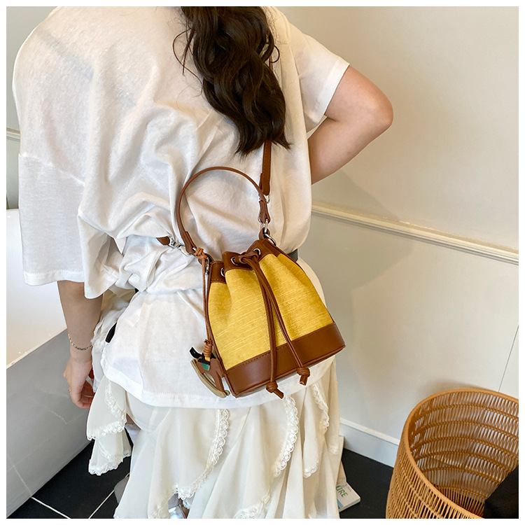 Spring and Summer fashion handbag for women, 2025 new style drawstring and stylish single-shoulder bag, Korean retro and trendy crossbody bucket bag undefined