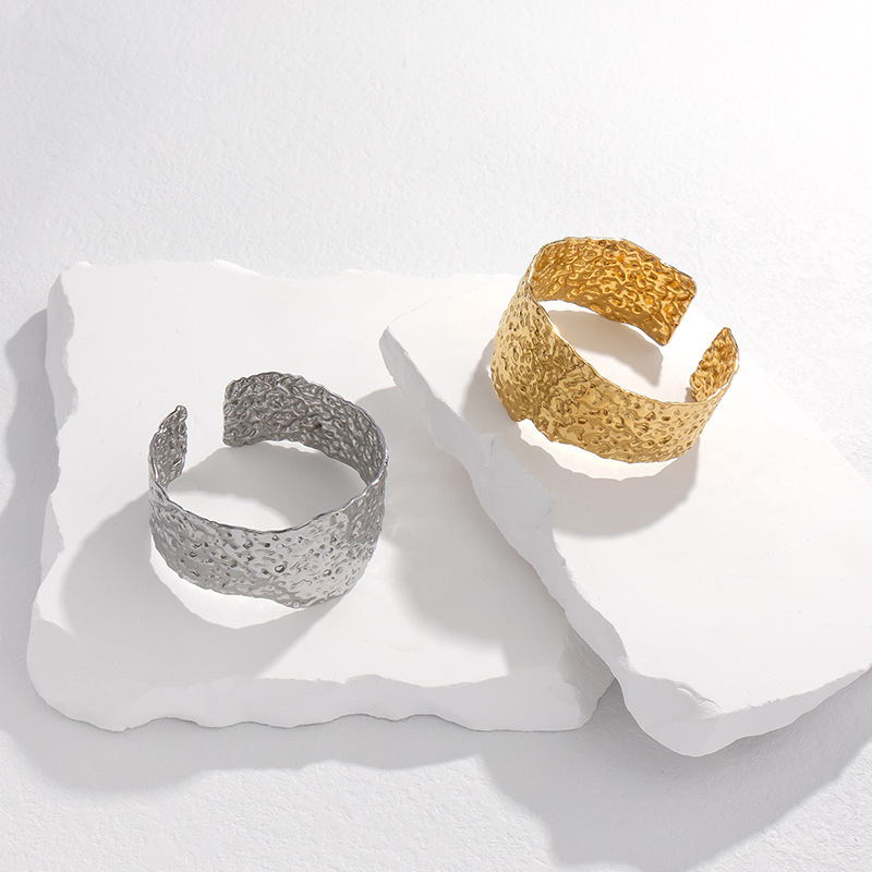 PVD Coated Gold Plating Process 18K Gold Plated Plating Material Bangle Classification Fashion Paisley 304 Stainless Steel 18K Gold Plated Stainless Steel Bracelets In Bulk