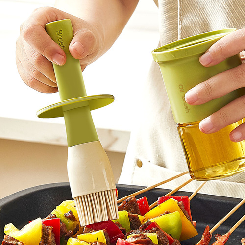 Oil brush household high temperature resistant silicone oil brush with bottle kitchen pancake food grade barbecue baking all in one oil brush bottle