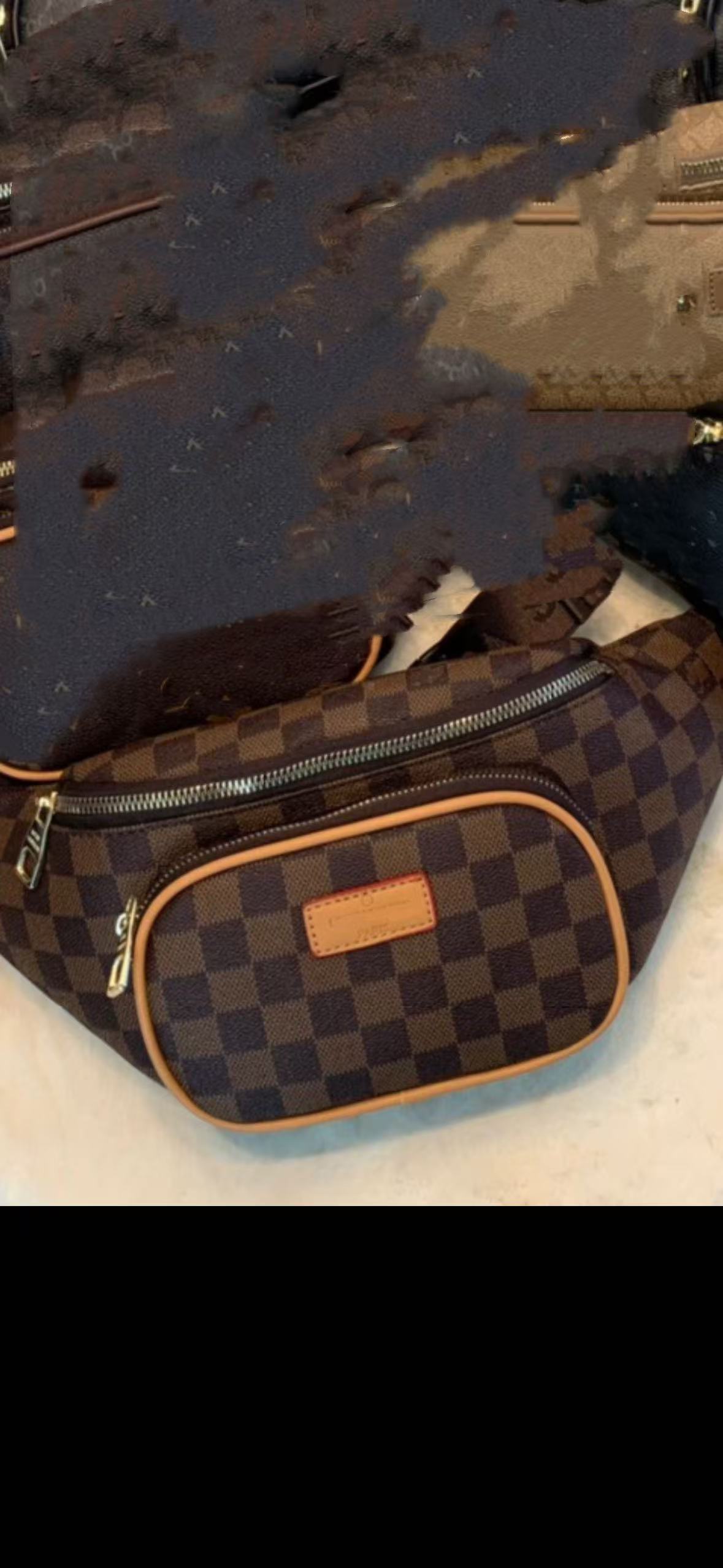 갈색 격자 무늬