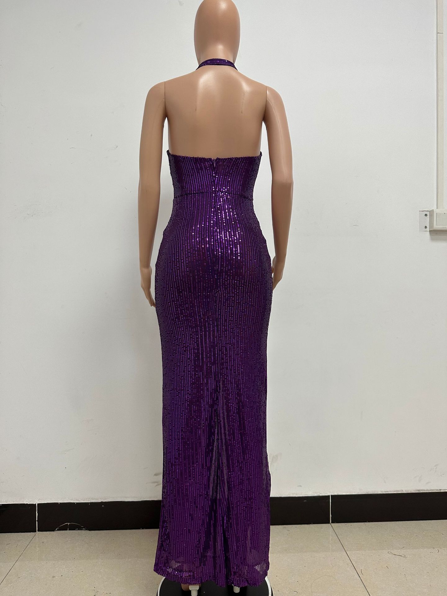 350g Weight Maxi Long Dress Dress Length Type Sleeveless Sleeve Length Party Dress Dresses Type Spandex, Polyester Fabric Type High Waist Waist Line Banquet, Party Occasion Halter Neck Neckline Slim Fit Type Solid Color Pattern Summer, Spring, Autumn Season Women's Gender Sequins Design Elegant, Sexy Style Wholesale Women's Elegant Sexy Sequins Solid Color Banquet Party Halter Neck Sleeveless Party Dress 44