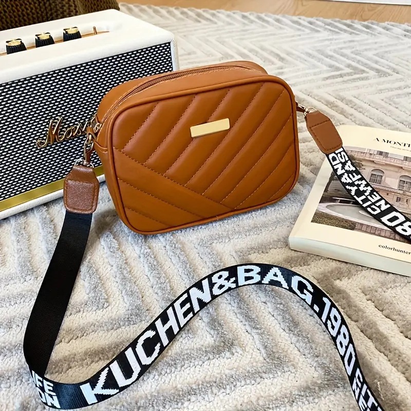 Bolsa de cámara bordada 2024 bolsa de damas bolso de rango bolso de mochila de mujer nuevo bolso de hombro bolso de teléfono móvil