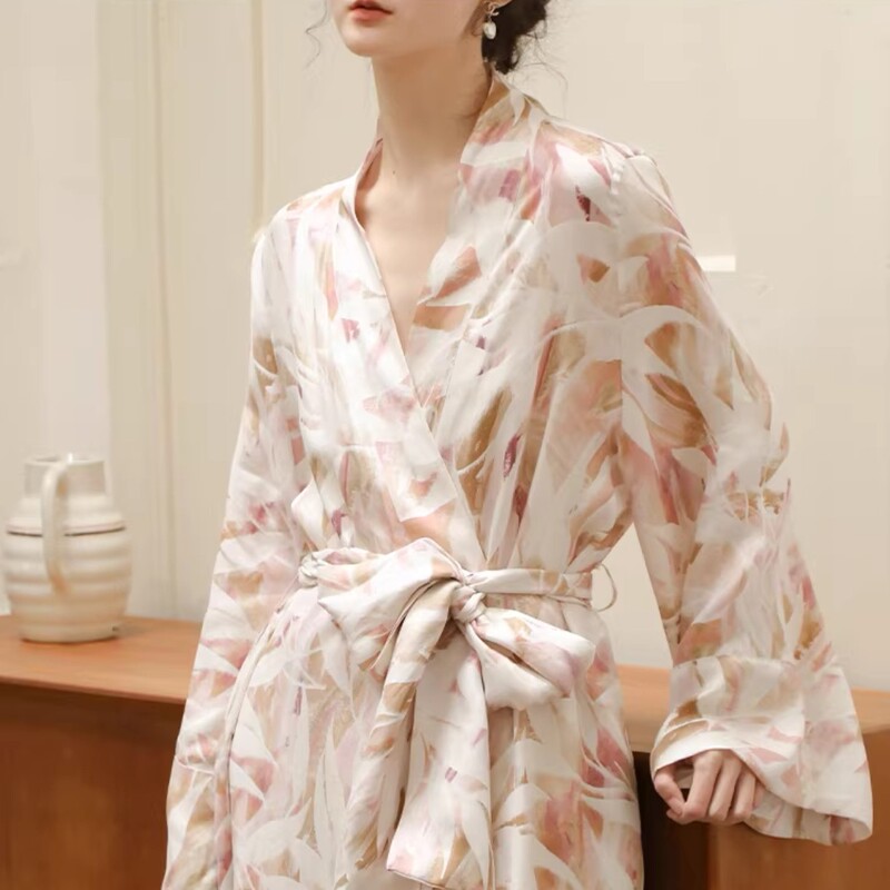 2026 New Style Simple Nightgown, Windbreaker, Printed Long-Sleeved Home Clothes, Can Be Worn Outside, Vacation Pajamas, Bathrobes