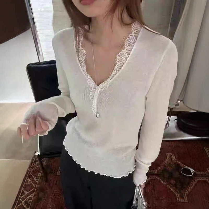 法式蕾丝边v领拼接打底针织衫女秋季新款高级感纯欲内搭修身上衣|undefined