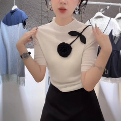 高级感新款立体花朵针织衫中袖修身设计感上衣知性百搭内搭打底衫
