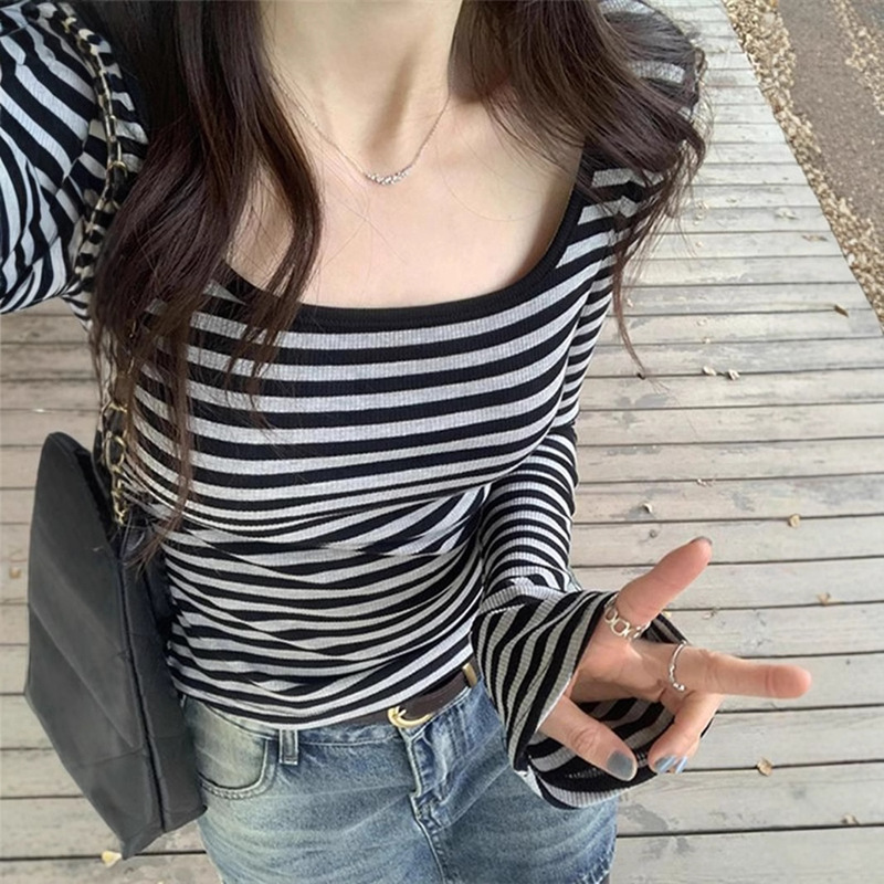 Striped Square Neck Long Sleeve T-Shirt for Women, Thin Spring and Autumn Slim Fit Base Shirt, Retro Bell Sleeve Regular Shoulder Top, Korean and Japanese Style Striped Square Neck Long Sleeve T-Shirt for Women, Thin Spring and Autumn Slim Fit Base Shirt, Retro Bell Sleeve Regular Shoulder Top, Korean and Japanese Style