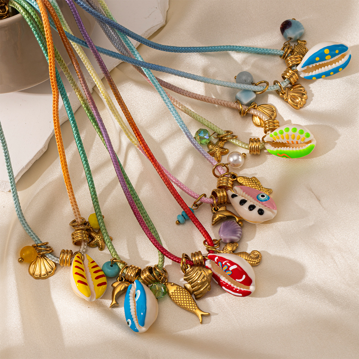 TENA Europa y los Estados Unidos de playa concha de mariscos colgante ligero lujo nicho universal colorido tejido collar joyería