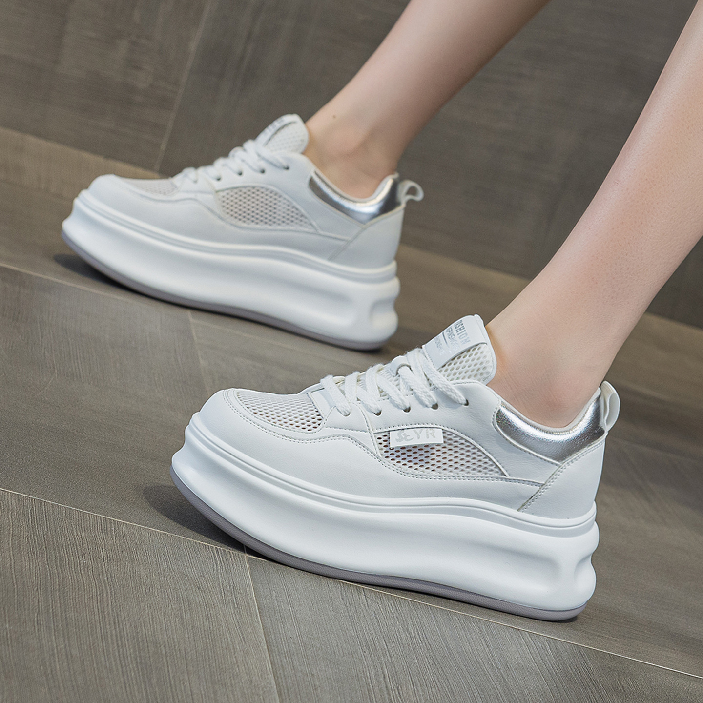Giày sneaker nữ đế dày da PU trắng phong cách thể thao — Bạc 5056, Vàng 5056