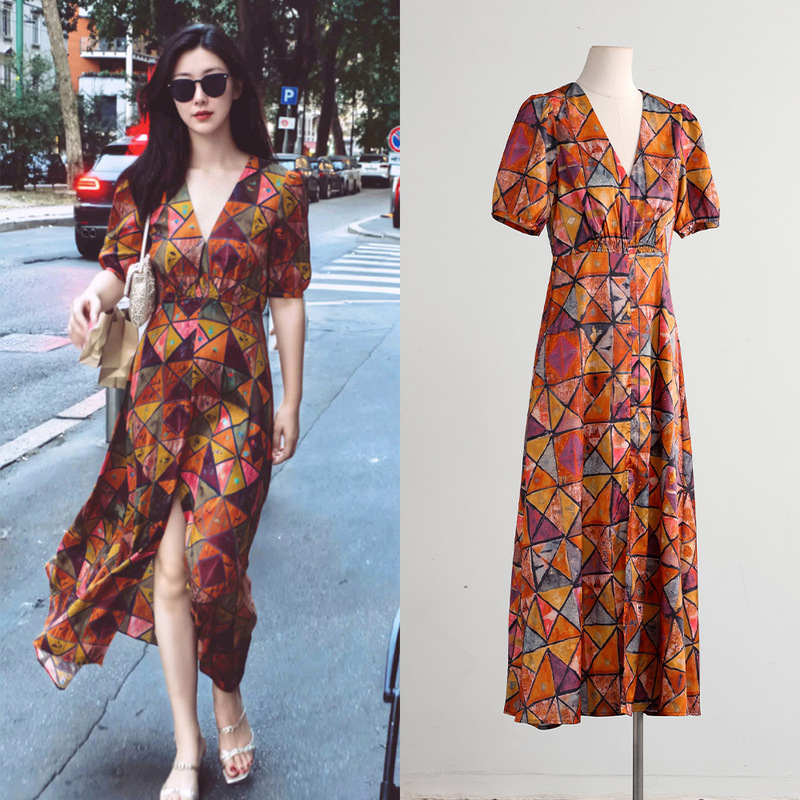 [New Arrivals] Zhu Zhu Style Retro Color-Blocked Printed Puff Sleeve Slit Dress with a Draping Effect, Elegant and Mature Long Dress for Women
