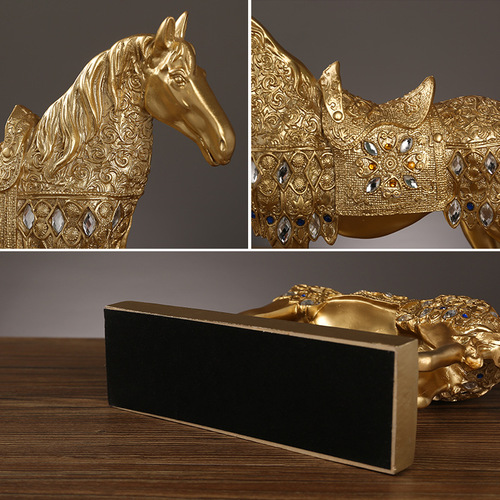 Light Luxury Resin Horse to Success Ornament Gold Horse Decor for Living Room Model Room Study Desk Ornament Moving Gift