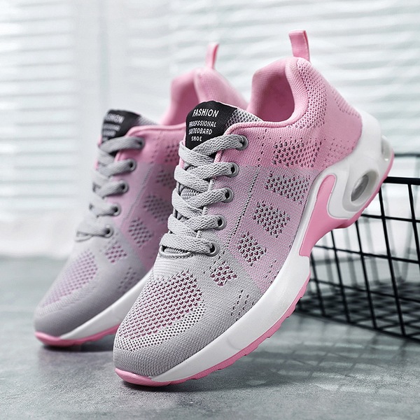 summer fashionable running sneakers