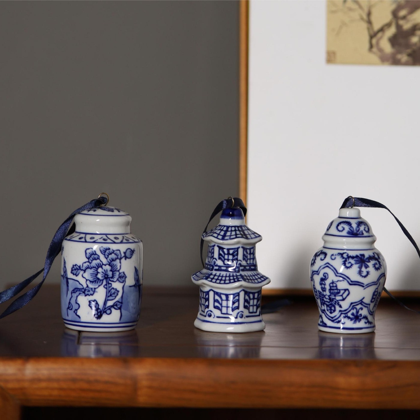 陶瓷圣诞装饰树吊坠装饰创意小吊瓶青花瓷陶瓷小将军罐迷你小瓷器