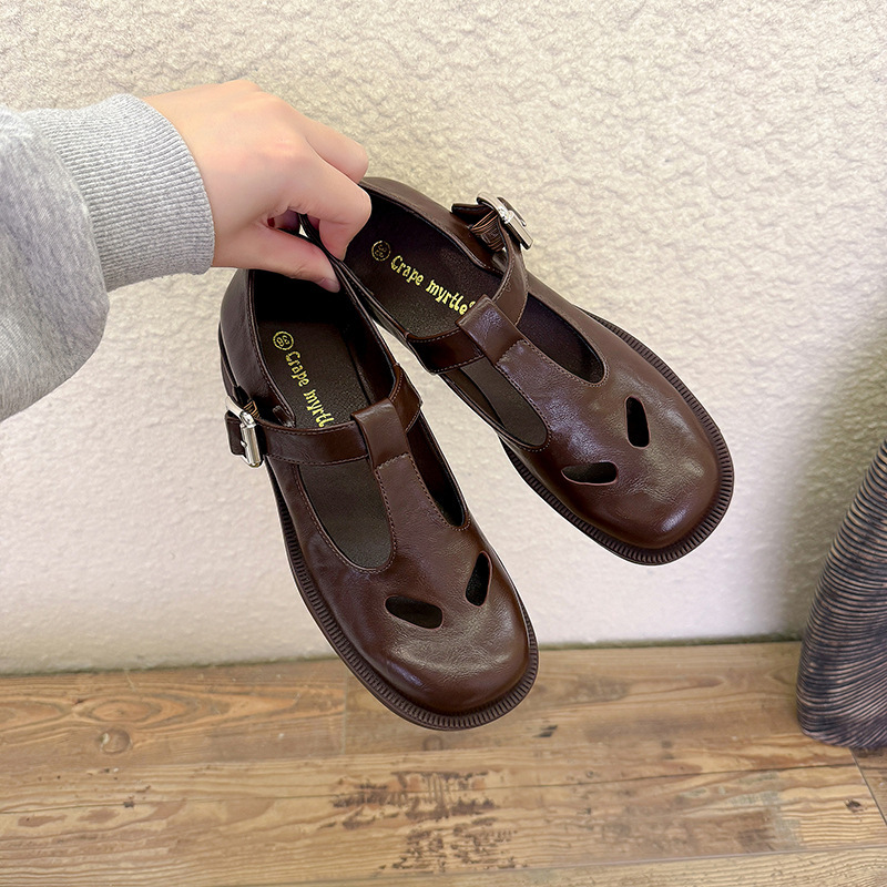 Cowhide Version~Versatile and Stylish Cowhide T-Strap Shoes with Gold Buckle, Thick Sole, Round Toe, Mary Jane Large Toe Shoes for Women, New Spring and Autumn Model Cowhide Version~Versatile and Stylish Cowhide T-Strap Shoes with Gold Buckle, Thick Sole, Round Toe, Mary Jane Large Toe Shoes for Women, New Spring and Autumn Model