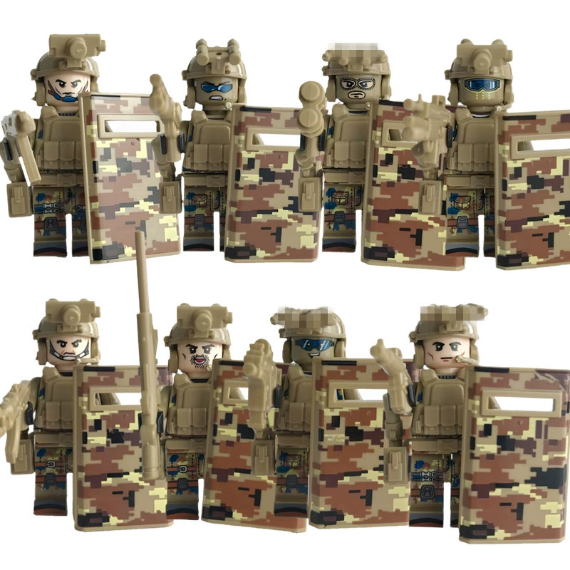 Набор минифигур Construction (LEGO) — 56 золотых и тематических минифигур с мотоциклом и 7-слойной витриной