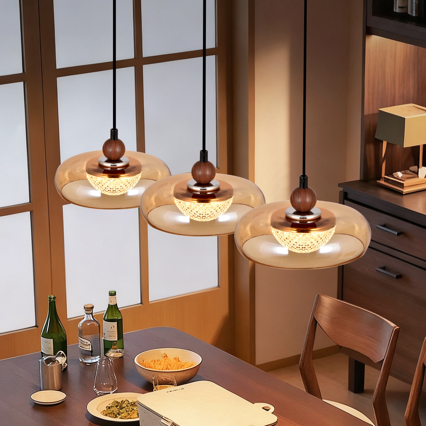 Lámpara de comedor nueva lámpara de mesa retro estilo medieval lámpara de mesa de comedor luces de vidrio de tres extremos L271