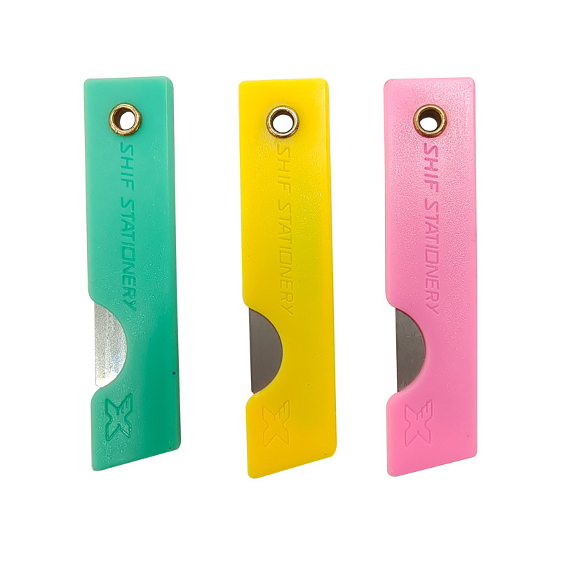 塑料外壳折叠小刀 盒装四色学生便携式削笔刀快递开箱刀工厂批发