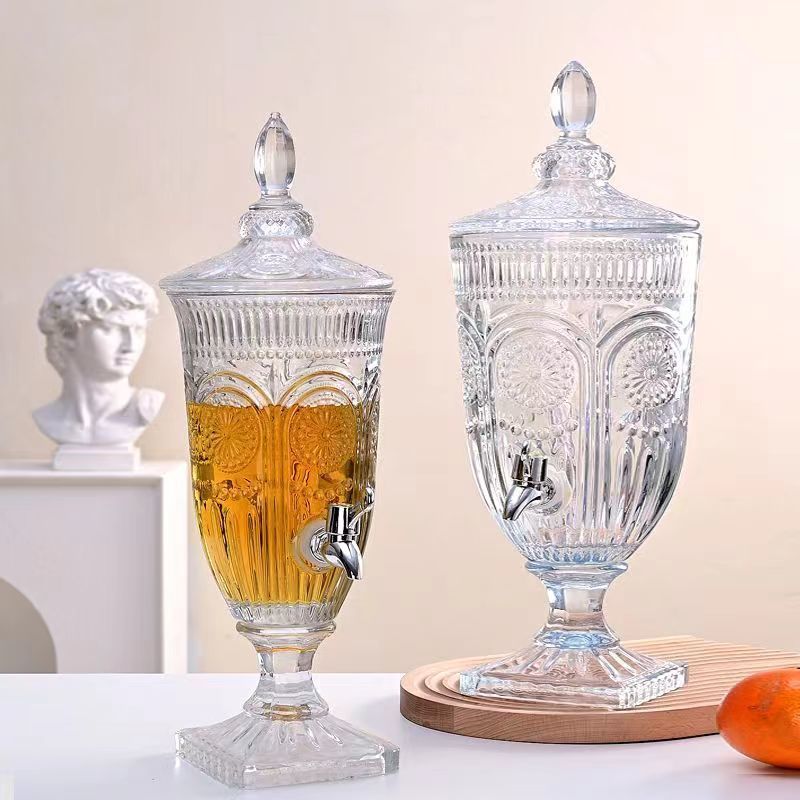Jarra de jugo con relieve de estilo europeo, con boquilla y tapa, cristal grueso, gran capacidad, jarra de agua fría de alta gama
