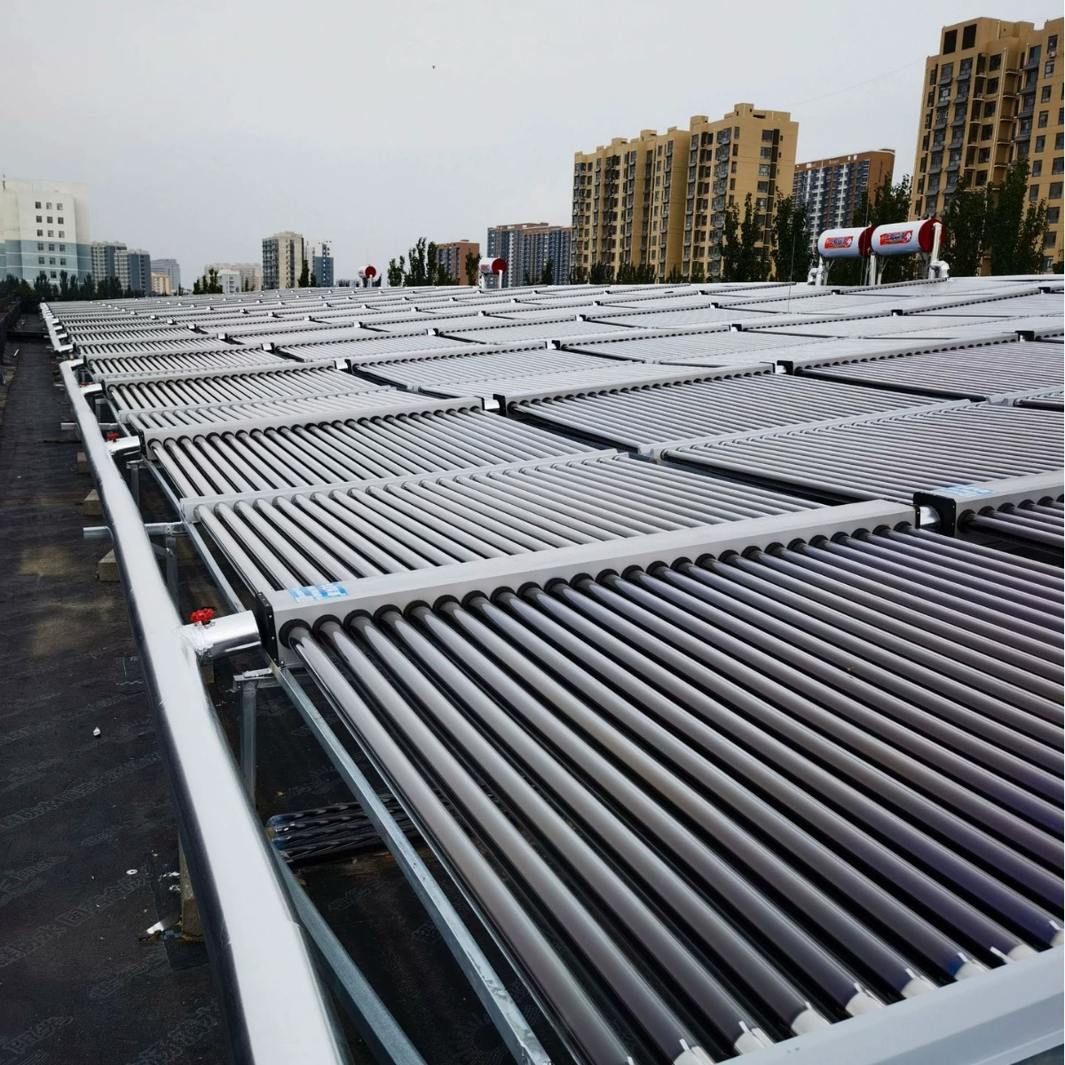 Huaxia гомологический умный отель вакуумный водонагреватель бытовой теплообменник оптовая продажа разделенный электрический нагрев