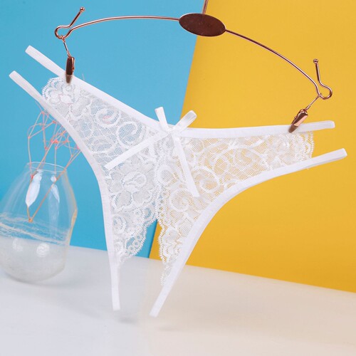 Sexy lingerie, hollowed-out open crotch panties, playful no-pull T-pants accessories, hot bedroom passion product set