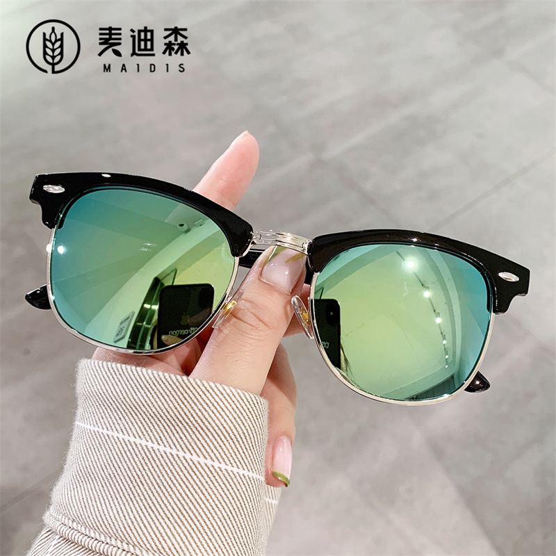 8830 retro Polarized Sunglasses men's and women's Sunglasses batch blue