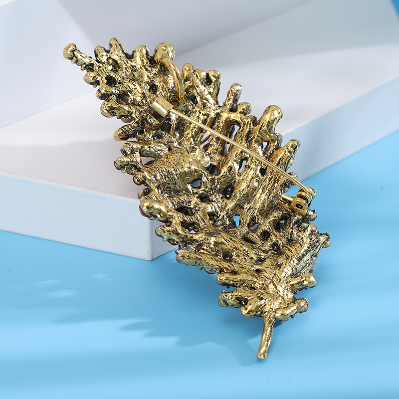 Inlay Design Simple Style, Shiny Style Simple Style Shiny Pin Leaf Alloy Inlay Rhinestones Women'S Brooches